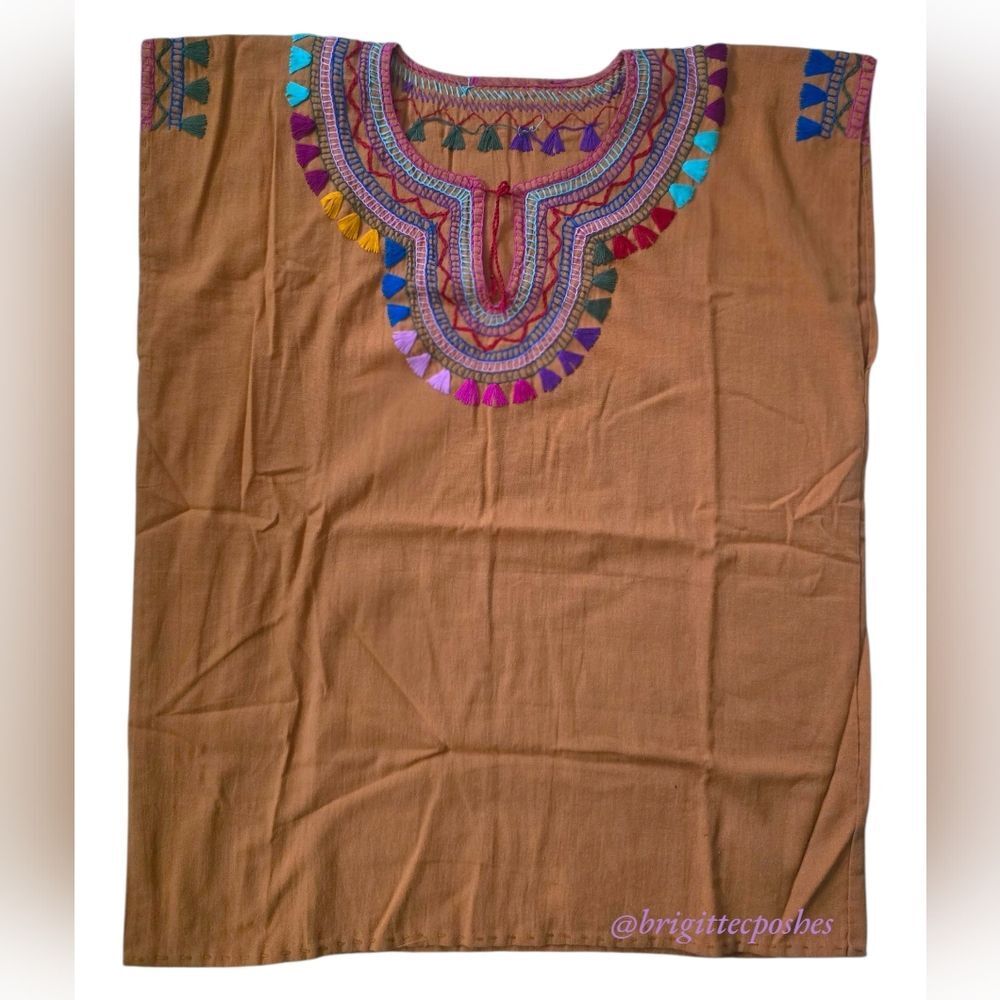 HANDMADE Traditional Embroidered Mexican Blouse - Picture 7 of 11